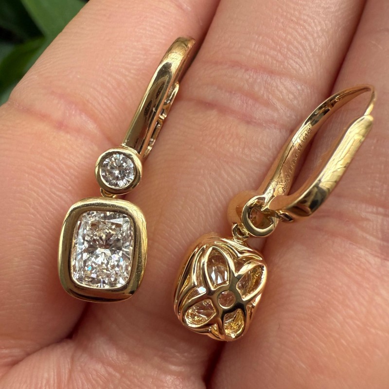 Ruif Jewelry Custom Design 18K Yellow Gold Earrings for Women 1ct each Lab Grown Diamond Jewelry