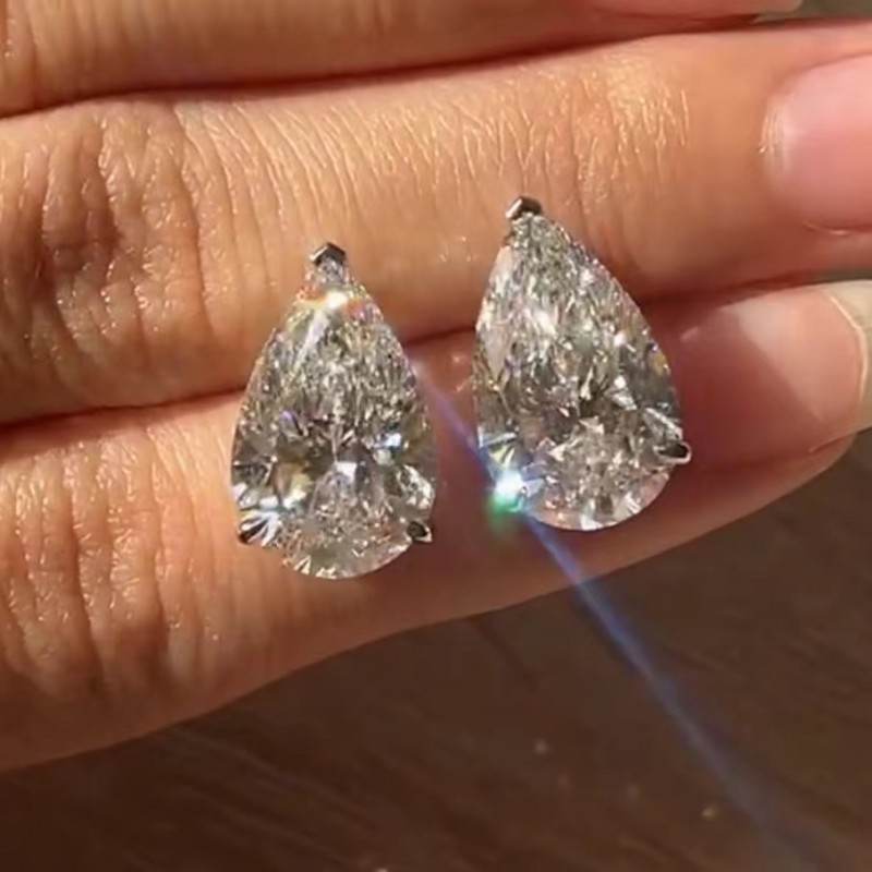Ruif Jewelry Customized 18k White Gold 5ctx2pcs Lab Grown Diamond Earrings Pear Shape Classic Engagement Band Jewelry Ruif Jewelry Customized 18k White Gold 5ctx2pcs Lab Grown Diamond Earrings Pear Shape Classic Engagement Band Jewelry