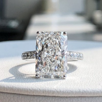 Ruif Jewelry Customized 18K White Gold Radiant Cut 6.01ct Lab Grown Diamond Ring Classic Engagement Band Jewelry for Women