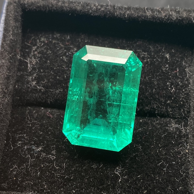 Pirmiana Big Size 30.46ct Emerald Cut 23.5x16.3mm Lab Grown Emeralds with Inclushions Like Natural Emerald Gemstone for Jewelry Making Pirmiana Big Size 30.46ct Emerald Cut 23.5x16.3mm Lab Grown Emeralds with Inclushions Like Natural Emerald Gemstone for Jewelry Making