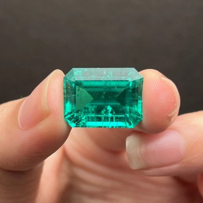 Pirmiana Big Size 11.195ct Hydrothermal Lab Grown Emeralds with Inclushions Like Natural Emerald Gemstone for Jewelry Making