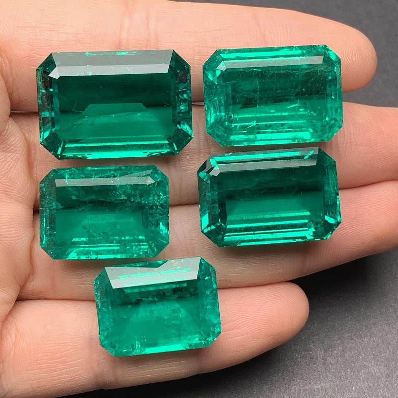 Pirmiana Big Size 27.77ct Hydrothermal Lab Grown Emeralds with Inclushions Like Natural Emerald Gemstone for Jewelry Making