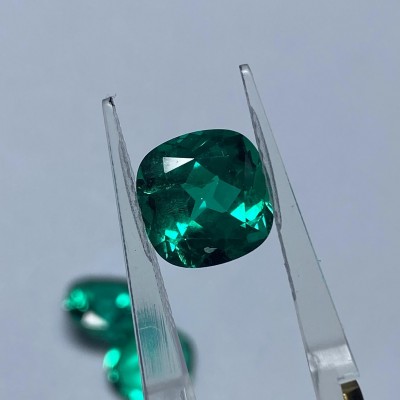 Ruif Hand Made Hydrothermal Lab Grown Emerald Popular Cushion Cut Loose Gemstone for Jewelry Design