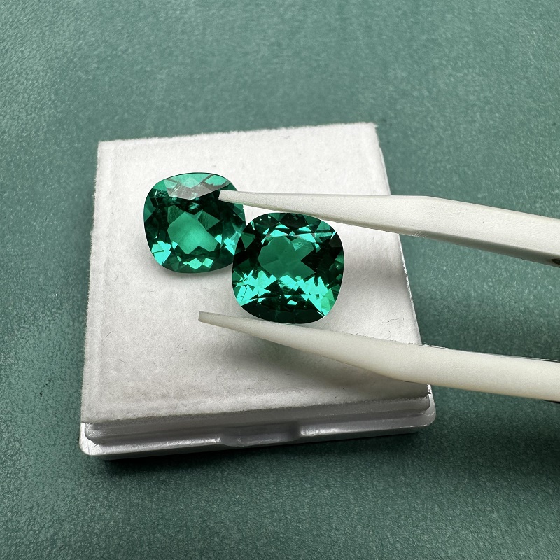 Ruif Hand Made Hydrothermal Lab Grown Emerald Popular Cushion Cut Loose Gemstone for Jewelry Design