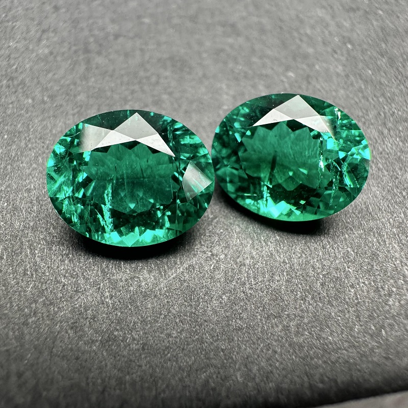 Ruif Jewelry Oval Brilliant Cut 1.0-12ct Hydrothermal Lab Grown Columbian Green Emerald Hand Made Gemstone for Jewelry