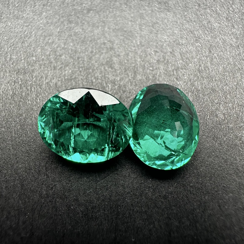 Ruif Jewelry Oval Brilliant Cut 1.0-12ct Hydrothermal Lab Grown Columbian Green Emerald Hand Made Gemstone for Jewelry