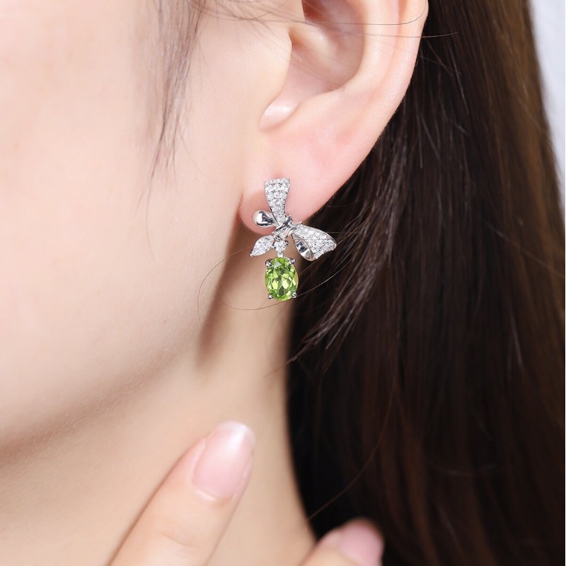 Ruif Jewelry Classic Design S925 Silver 2.5ct Natural Garnet/2.61ct Natural Peridot Earrings Gemstone Jewelry Ruif Jewelry Classic Design S925 Silver 2.5ct Natural Garnet/2.61ct Natural Peridot Earrings Gemstone Jewelry
