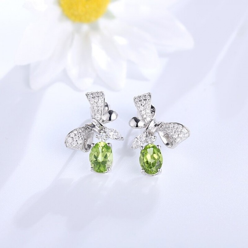 Ruif Jewelry Classic Design S925 Silver 2.5ct Natural Garnet/2.61ct Natural Peridot Earrings Gemstone Jewelry Ruif Jewelry Classic Design S925 Silver 2.5ct Natural Garnet/2.61ct Natural Peridot Earrings Gemstone Jewelry