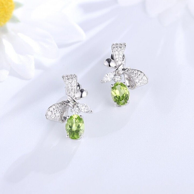 Ruif Jewelry Classic Design S925 Silver 2.5ct Natural Garnet/2.61ct Natural Peridot Earrings Gemstone Jewelry Ruif Jewelry Classic Design S925 Silver 2.5ct Natural Garnet/2.61ct Natural Peridot Earrings Gemstone Jewelry
