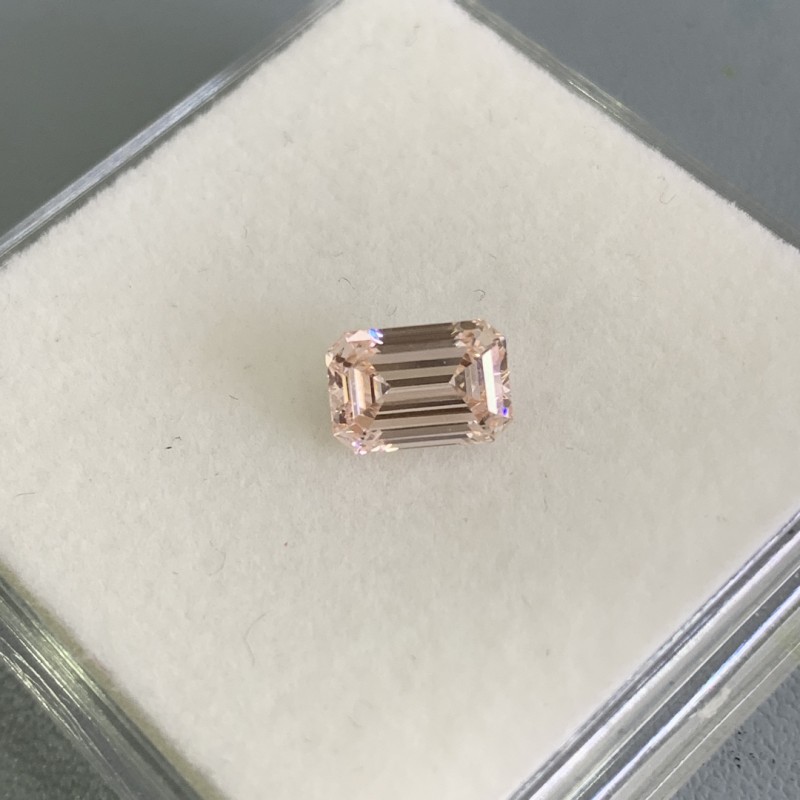 Ruif Jewelry New Emerald Cut 1.61ct 8.02X5.48X3.74mm Fancy Pink VS2 Lab Grown Diamond CVD Loose Diamond for Jewelry Making Ruif Jewelry New Emerald Cut 1.61ct 8.02X5.48X3.74mm Fancy Pink VS2 Lab Grown Diamond CVD Loose Diamond for Jewelry Making