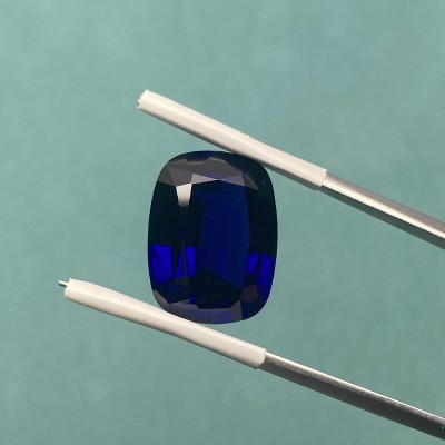 Ruif Jewelry Hand Made Cushion Cut Lab Grown Royal Blue Sapphire Loose Gemstone for Diy Jewelry Making