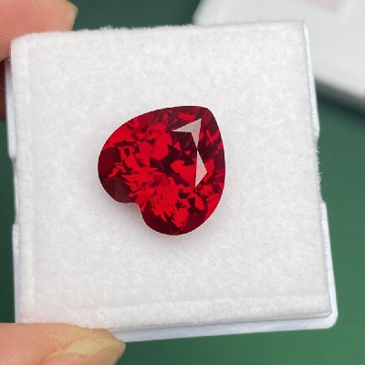 Ruif Jewelry Heart Shape Pigeon Blood Red Lab Ruby Loose Gemstones for Diy Jewelry Rings Necklaces Earrings Making