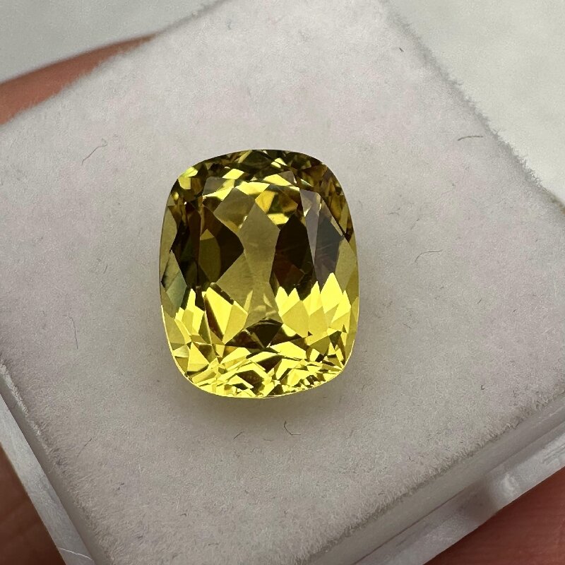 Ruif Jewelry Cushion Cut Lab Sapphire Yellow Color Created Saphir Loose Gemstone